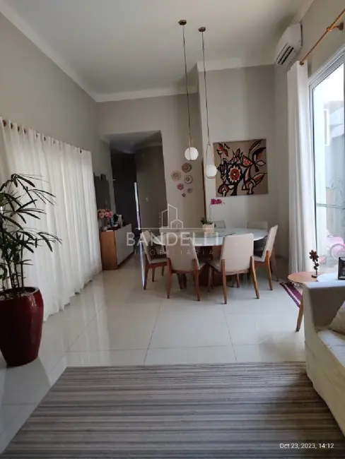 Foto 4 de Casa de Condomínio com 3 quartos à venda, 203m2 em Jardim Magnólias, Araraquara - SP