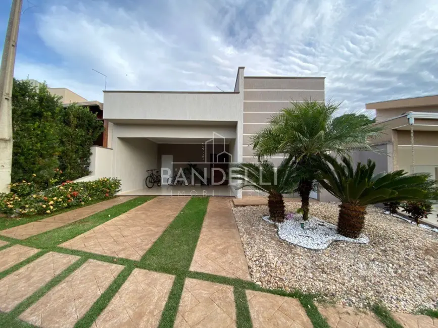 Casa de Condomínio com 3 quartos à venda, 142m2 em Araraquara - SP - imagem 1 Foto 1 de Casa de Condomínio com 3 quartos à venda, 142m2 em Araraquara - SP