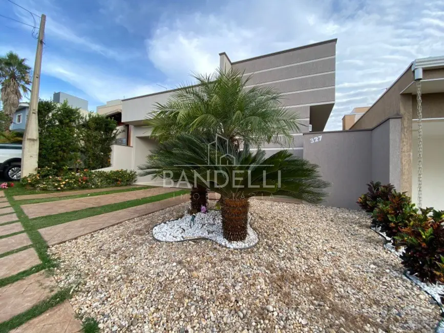 Casa de Condomínio com 3 quartos à venda, 142m2 em Araraquara - SP - imagem 2 Foto 2 de Casa de Condomínio com 3 quartos à venda, 142m2 em Araraquara - SP
