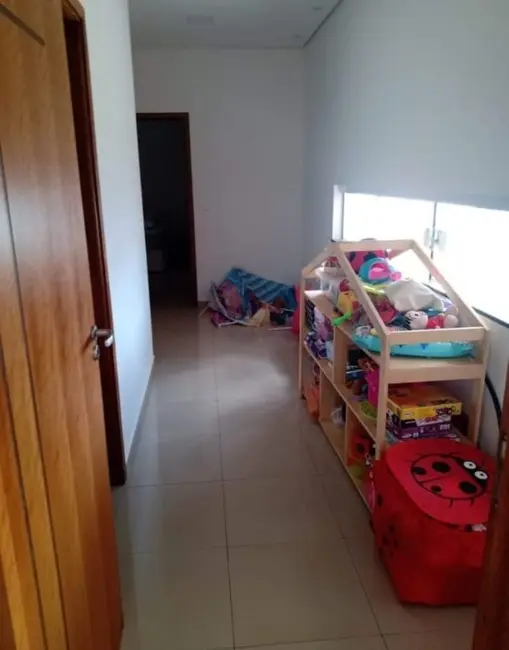 Casa de Condomínio com 3 quartos à venda, 210m2 em Araraquara - SP - imagem 9 Foto 9 de Casa de Condomínio com 3 quartos à venda, 210m2 em Araraquara - SP