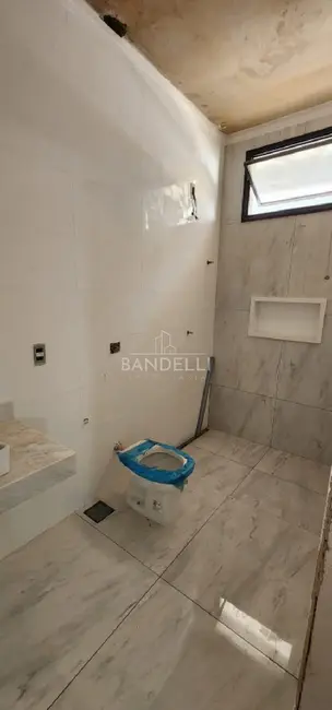 Casa de Condomínio com 3 quartos à venda, 207m2 em Araraquara - SP - imagem 4 Foto 4 de Casa de Condomínio com 3 quartos à venda, 207m2 em Araraquara - SP