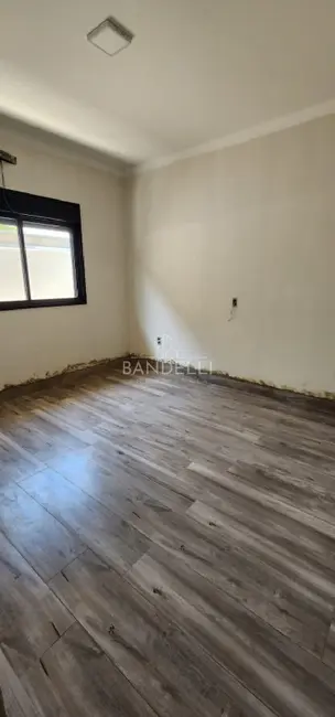 Casa de Condomínio com 3 quartos à venda, 207m2 em Araraquara - SP - imagem 3 Foto 3 de Casa de Condomínio com 3 quartos à venda, 207m2 em Araraquara - SP