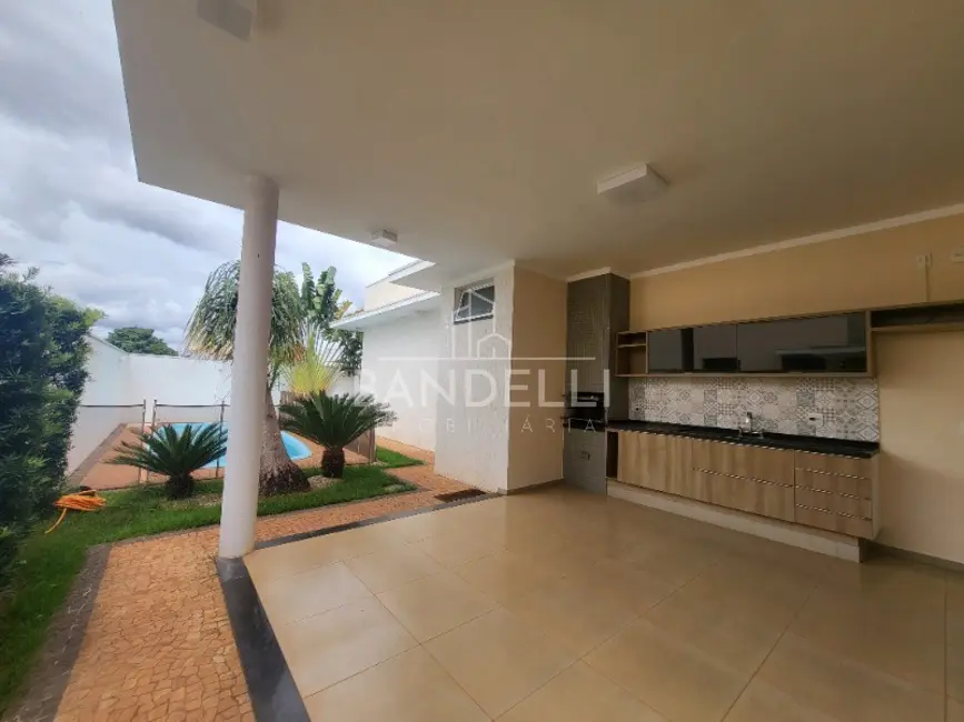 Foto 5 de Casa de Condomínio com 3 quartos à venda e para alugar, 214m2 em Araraquara - SP