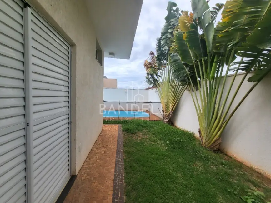 Foto 9 de Casa de Condomínio com 3 quartos à venda e para alugar, 214m2 em Araraquara - SP