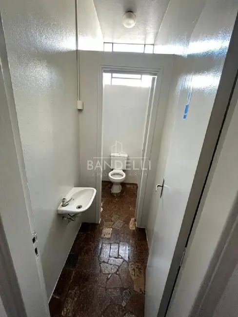 Sala Comercial à venda e para alugar, 100m2 em Centro, Araraquara - SP - imagem 8 Foto 8 de Sala Comercial à venda e para alugar, 100m2 em Centro, Araraquara - SP