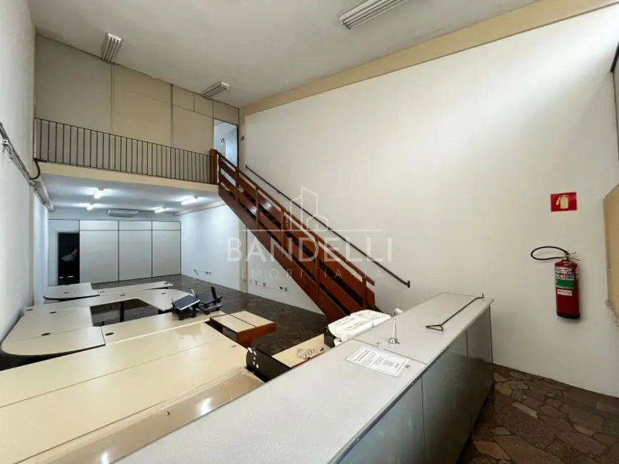 Sala Comercial à venda e para alugar, 100m2 em Centro, Araraquara - SP - imagem 5 Foto 5 de Sala Comercial à venda e para alugar, 100m2 em Centro, Araraquara - SP