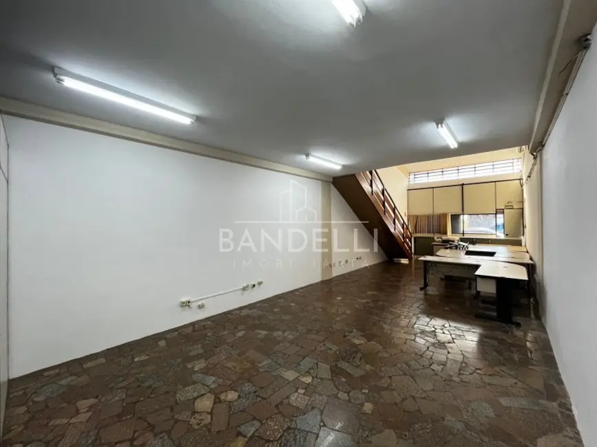 Sala Comercial à venda e para alugar, 100m2 em Centro, Araraquara - SP - imagem 3 Foto 3 de Sala Comercial à venda e para alugar, 100m2 em Centro, Araraquara - SP