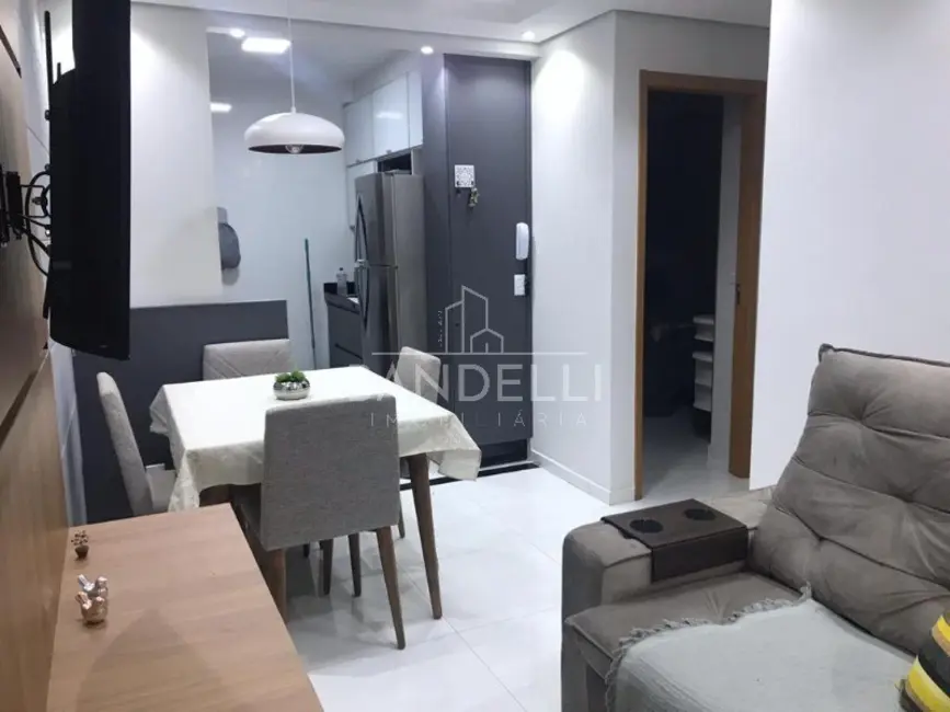 Apartamento com 2 quartos à venda, 39m2 em Araraquara - SP - imagem 2 Foto 2 de Apartamento com 2 quartos à venda, 39m2 em Araraquara - SP