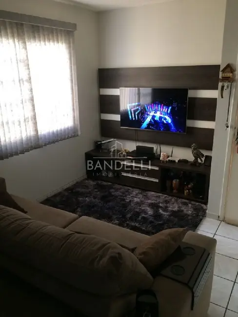 Foto 1 de Apartamento com 2 quartos à venda, 52m2 em Araraquara - SP