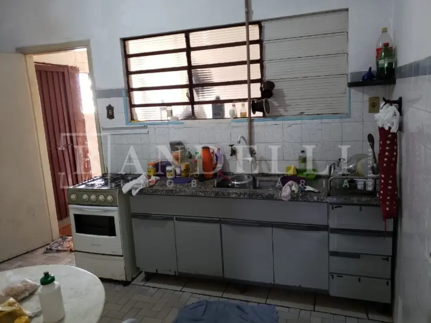 Casa com 2 quartos à venda, 78m2 em Vila Xavier (Vila Xavier), Araraquara - SP - imagem 9 Foto 9 de Casa com 2 quartos à venda, 78m2 em Vila Xavier (Vila Xavier), Araraquara - SP
