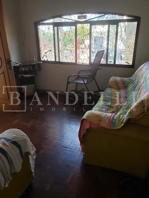 Casa com 2 quartos à venda, 78m2 em Vila Xavier (Vila Xavier), Araraquara - SP - imagem 3 Foto 3 de Casa com 2 quartos à venda, 78m2 em Vila Xavier (Vila Xavier), Araraquara - SP