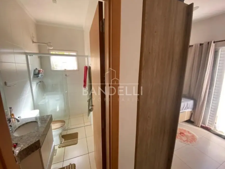 Casa de Condomínio com 3 quartos à venda, 133m2 em Villa Dei Fiori Residencial, Araraquara - SP - imagem 8 Foto 8 de Casa de Condomínio com 3 quartos à venda, 133m2 em Villa Dei Fiori Residencial, Araraquara - SP