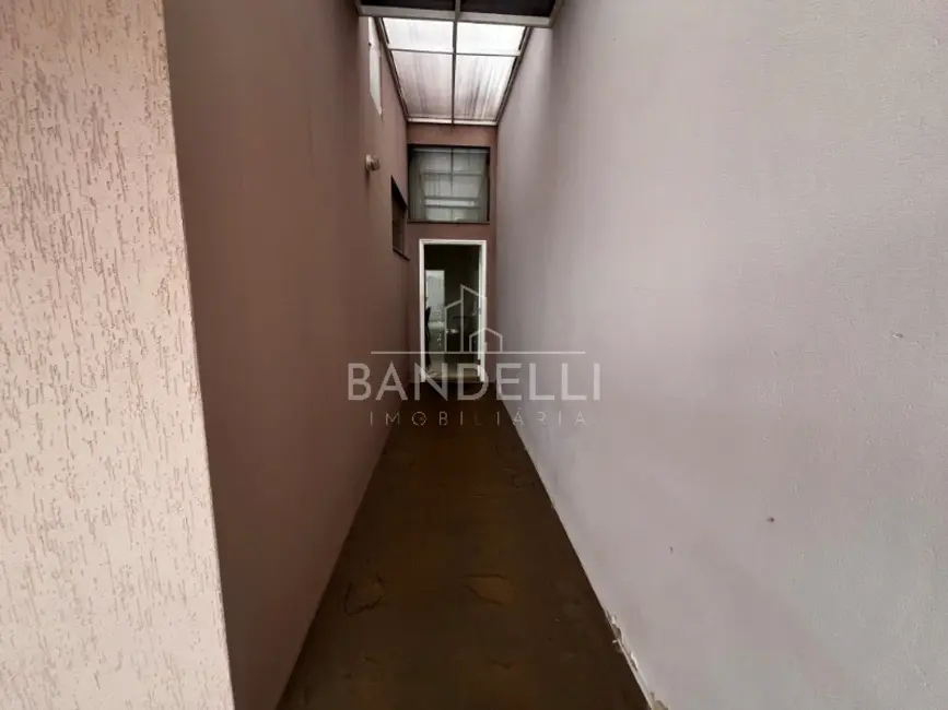 Casa com 3 quartos à venda e para alugar, 180m2 em Jardim das Estações (Vila Xavier), Araraquara - SP - imagem 4 Foto 4 de Casa com 3 quartos à venda e para alugar, 180m2 em Jardim das Estações (Vila Xavier), Araraquara - SP