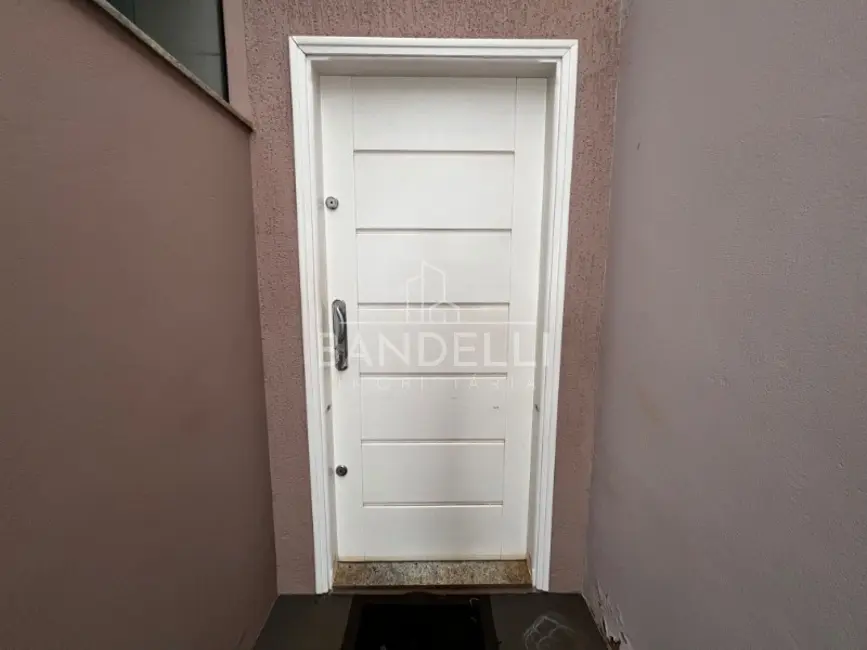 Casa com 3 quartos à venda e para alugar, 180m2 em Jardim das Estações (Vila Xavier), Araraquara - SP - imagem 5 Foto 5 de Casa com 3 quartos à venda e para alugar, 180m2 em Jardim das Estações (Vila Xavier), Araraquara - SP