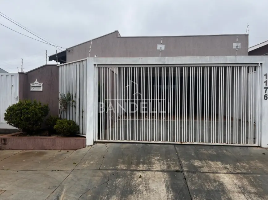 Foto 1 de Casa com 3 quartos à venda e para alugar, 180m2 em Jardim das Estações (Vila Xavier), Araraquara - SP