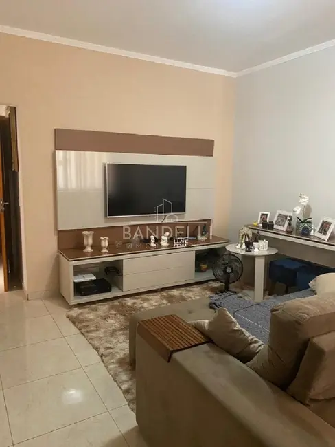 Foto 4 de Casa de Condomínio com 2 quartos à venda, 147m2 em Araraquara - SP