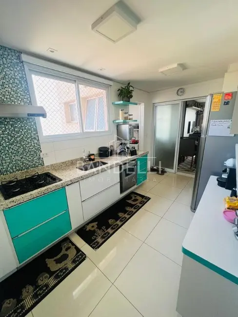 Apartamento com 3 quartos à venda, 162m2 em Araraquara - SP - imagem 8 Foto 8 de Apartamento com 3 quartos à venda, 162m2 em Araraquara - SP