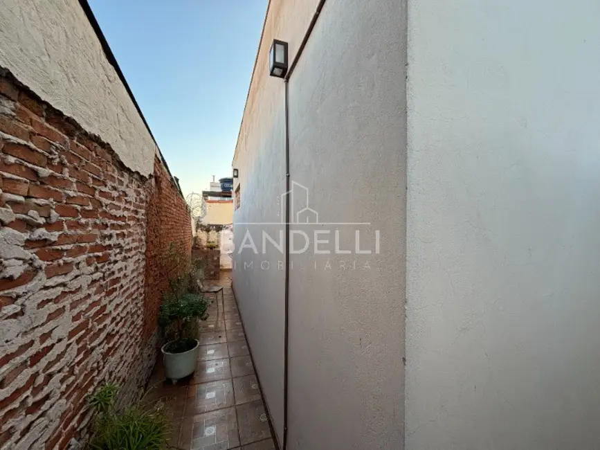Casa com 3 quartos à venda e para alugar, 182m2 em Jardim do Carmo, Araraquara - SP - imagem 9 Foto 9 de Casa com 3 quartos à venda e para alugar, 182m2 em Jardim do Carmo, Araraquara - SP