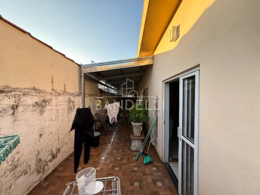 Casa com 3 quartos à venda e para alugar, 182m2 em Jardim do Carmo, Araraquara - SP - imagem 7 Foto 7 de Casa com 3 quartos à venda e para alugar, 182m2 em Jardim do Carmo, Araraquara - SP
