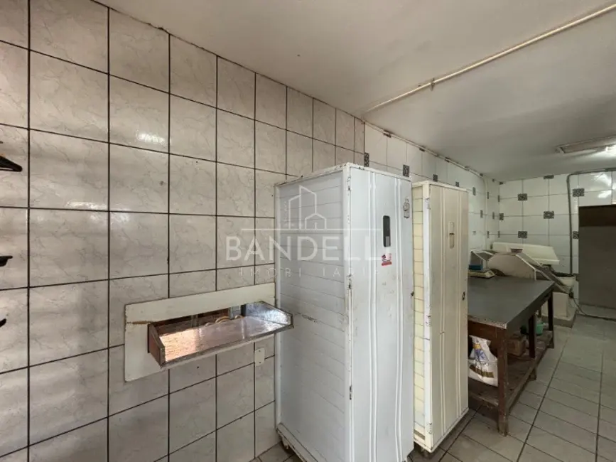 Sala Comercial à venda, 328m2 em Jardim Maria Luiza IV, Araraquara - SP - imagem 7 Foto 7 de Sala Comercial à venda, 328m2 em Jardim Maria Luiza IV, Araraquara - SP