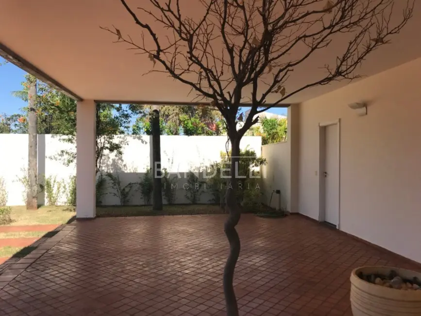 Foto 2 de Casa de Condomínio com 3 quartos para alugar, 582m2 em Jardim Vale das Rosas, Araraquara - SP