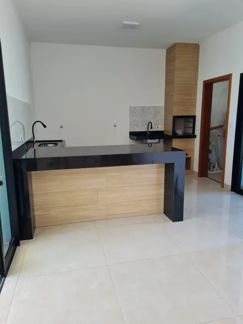 Casa de Condomínio com 3 quartos à venda, 120m2 em Araraquara - SP - imagem 3 Foto 3 de Casa de Condomínio com 3 quartos à venda, 120m2 em Araraquara - SP