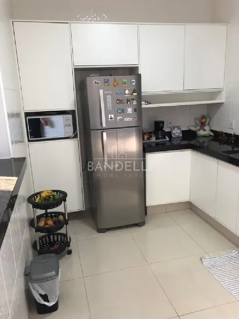 Casa de Condomínio com 2 quartos à venda, 101m2 em Araraquara - SP - imagem 8 Foto 8 de Casa de Condomínio com 2 quartos à venda, 101m2 em Araraquara - SP