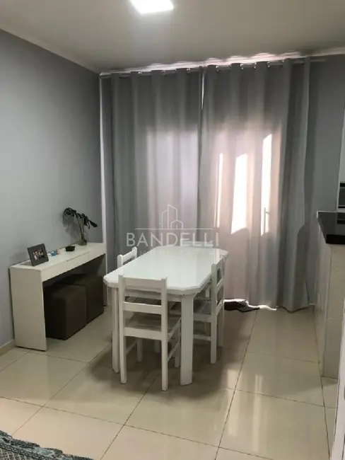 Casa de Condomínio com 2 quartos à venda, 101m2 em Araraquara - SP - imagem 5 Foto 5 de Casa de Condomínio com 2 quartos à venda, 101m2 em Araraquara - SP