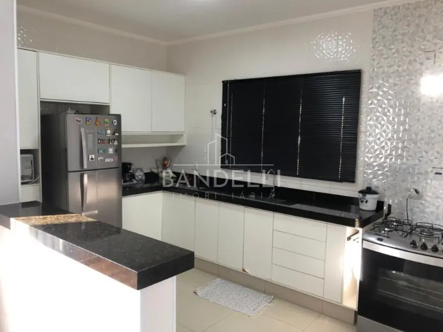 Casa de Condomínio com 2 quartos à venda, 101m2 em Araraquara - SP - imagem 7 Foto 7 de Casa de Condomínio com 2 quartos à venda, 101m2 em Araraquara - SP