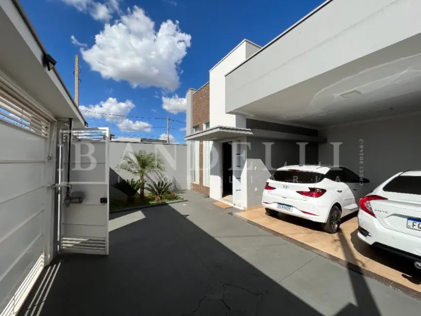 Casa de Condomínio com 2 quartos à venda, 180m2 em Araraquara - SP - imagem 3 Foto 3 de Casa de Condomínio com 2 quartos à venda, 180m2 em Araraquara - SP