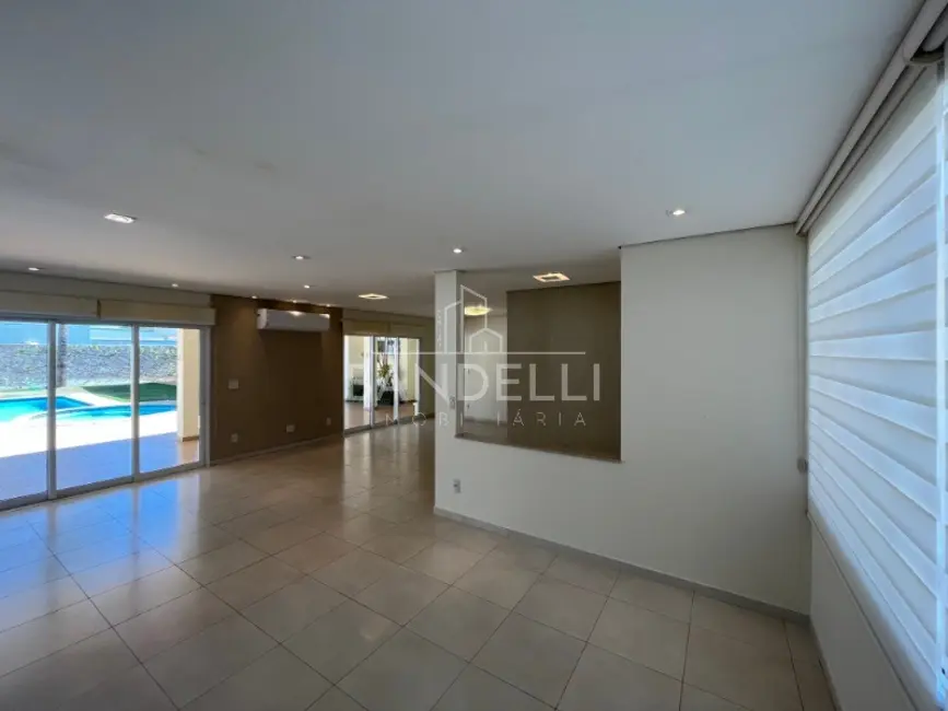 Foto 6 de Casa de Condomínio com 3 quartos à venda, 300m2 em Araraquara - SP