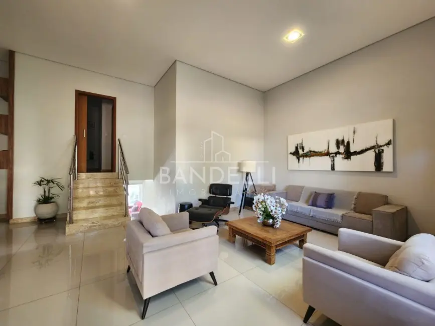 Casa de Condomínio com 3 quartos à venda, 208m2 em Parque Residencial Damha, Araraquara - SP - imagem 4 Foto 4 de Casa de Condomínio com 3 quartos à venda, 208m2 em Parque Residencial Damha, Araraquara - SP