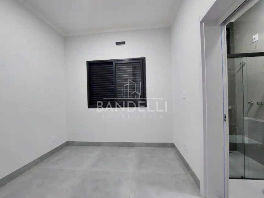 Casa de Condomínio com 3 quartos à venda, 166m2 em Parque Residencial Damha, Araraquara - SP - imagem 7 Foto 7 de Casa de Condomínio com 3 quartos à venda, 166m2 em Parque Residencial Damha, Araraquara - SP