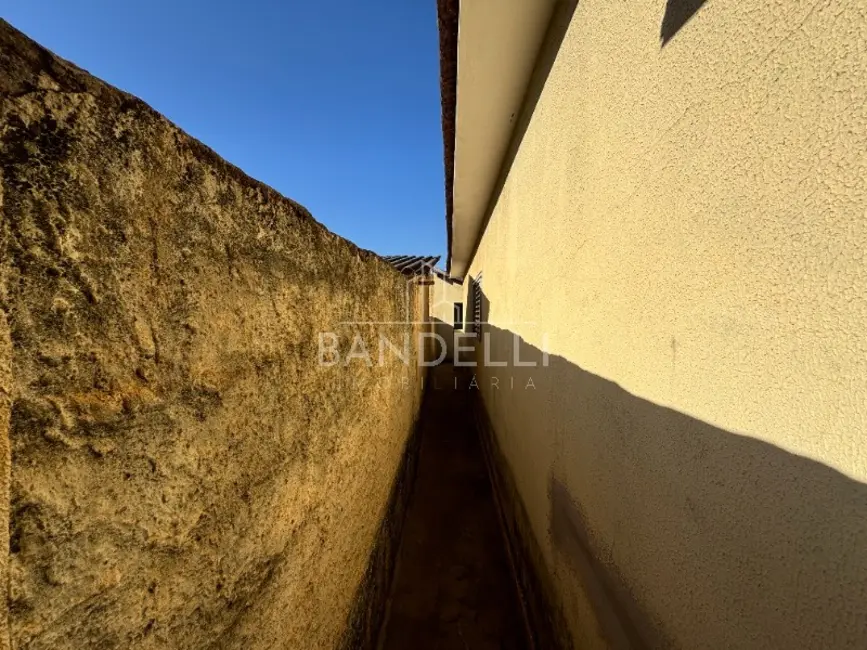Casa com 3 quartos à venda e para alugar, 270m2 em Jardim Paulistano (Vila Xavier), Araraquara - SP - imagem 4 Foto 4 de Casa com 3 quartos à venda e para alugar, 270m2 em Jardim Paulistano (Vila Xavier), Araraquara - SP