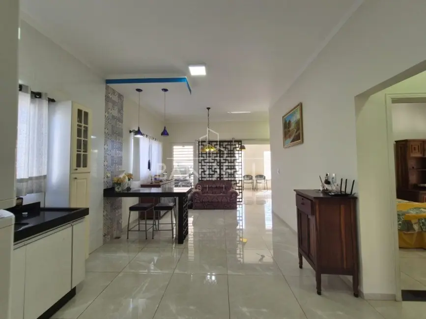 Casa com 2 quartos à venda, 164m2 em Cidade Jardim, Araraquara - SP - imagem 9 Foto 9 de Casa com 2 quartos à venda, 164m2 em Cidade Jardim, Araraquara - SP