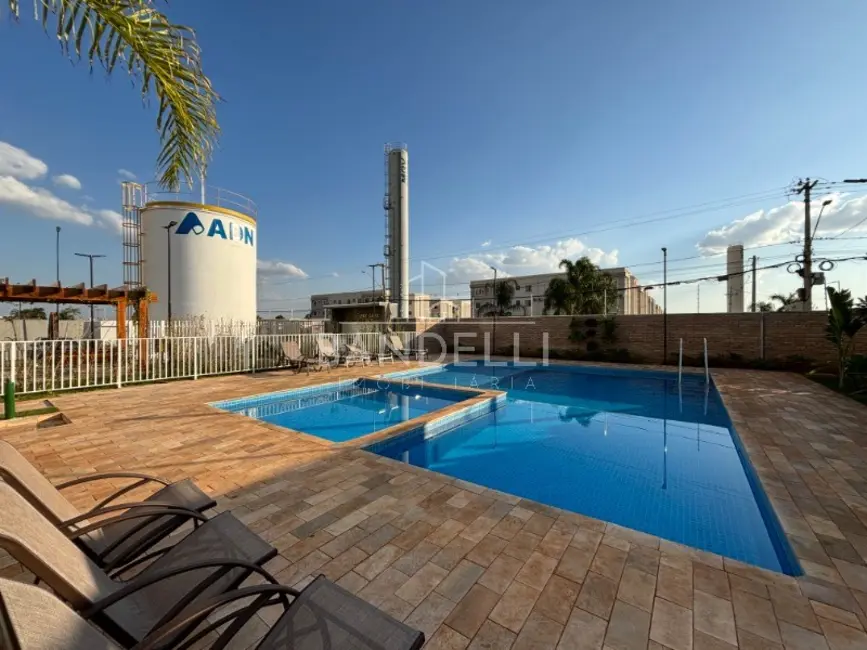 Foto 3 de Apartamento com 2 quartos à venda e para alugar, 49m2 em Araraquara - SP