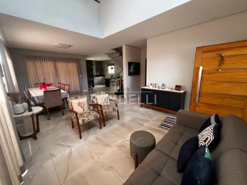 Casa de Condomínio com 3 quartos à venda, 199m2 em Araraquara - SP - imagem 7 Foto 7 de Casa de Condomínio com 3 quartos à venda, 199m2 em Araraquara - SP