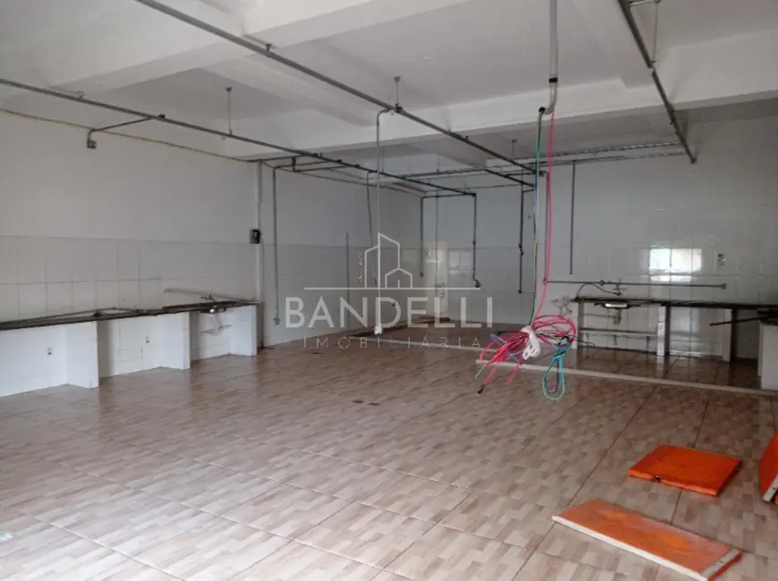 Sala Comercial para alugar, 281m2 em Vila Nossa Senhora do Carmo, Araraquara - SP - imagem 3 Foto 3 de Sala Comercial para alugar, 281m2 em Vila Nossa Senhora do Carmo, Araraquara - SP