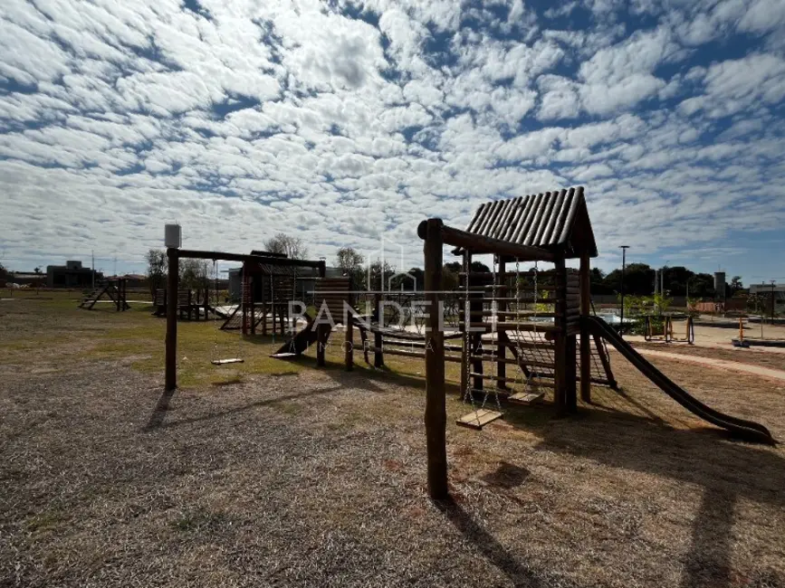 Foto 12 de Terreno / Lote à venda, 300m2 em Parque Residencial Damha, Araraquara - SP