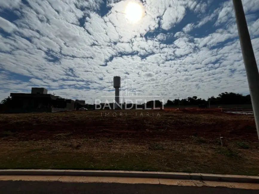 Foto 3 de Terreno / Lote à venda, 300m2 em Parque Residencial Damha, Araraquara - SP