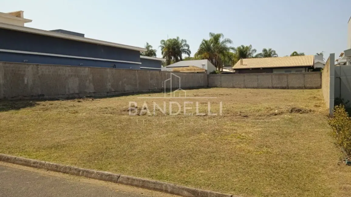 Foto 1 de Terreno / Lote à venda em Portal das Araucárias, Araraquara - SP