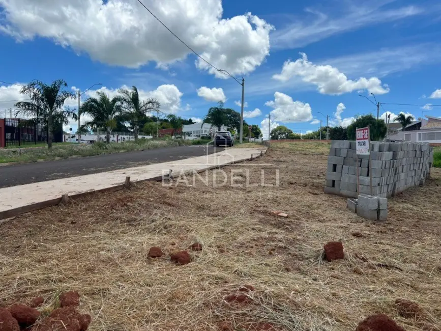 Foto 1 de Terreno / Lote à venda em Residencial Ravena, Araraquara - SP