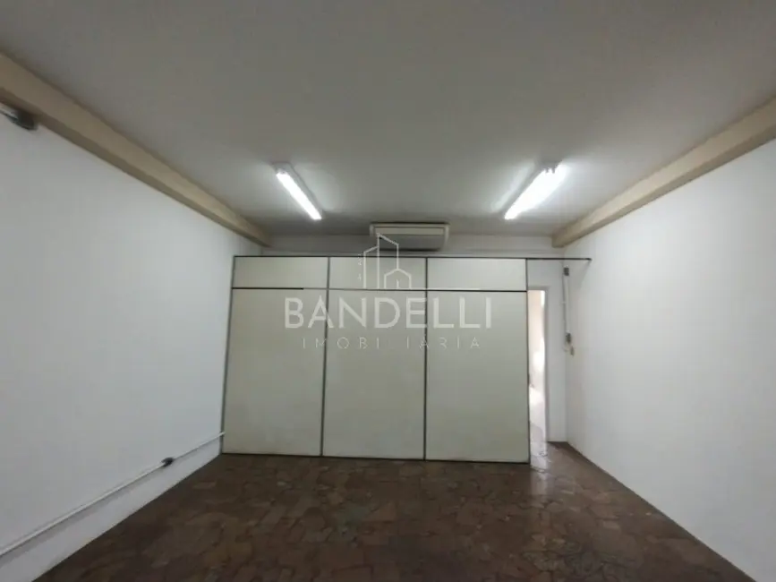 Sala Comercial para alugar, 100m2 em Centro, Araraquara - SP - imagem 3 Foto 3 de Sala Comercial para alugar, 100m2 em Centro, Araraquara - SP