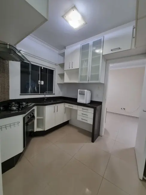 Casa de Condomínio com 2 quartos à venda, 202m2 em Araraquara - SP - imagem 9 Foto 9 de Casa de Condomínio com 2 quartos à venda, 202m2 em Araraquara - SP