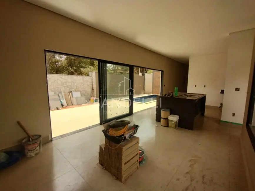 Foto 2 de Casa de Condomínio com 3 quartos à venda, 250m2 em Residencial Campos de Piemonte, Araraquara - SP