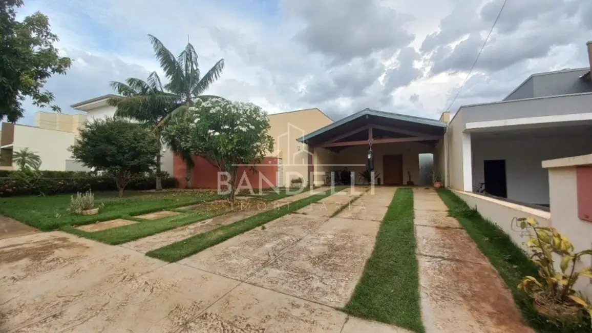 Foto 1 de Casa de Condomínio com 3 quartos à venda, 235m2 em Araraquara - SP