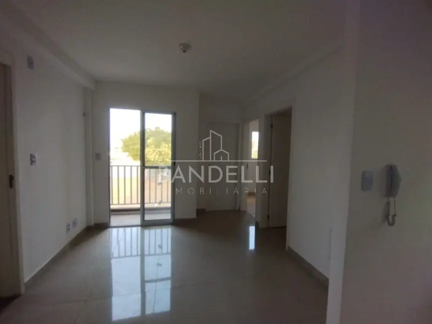 Apartamento com 2 quartos à venda e para alugar, 41m2 em Araraquara - SP - imagem 3 Foto 3 de Apartamento com 2 quartos à venda e para alugar, 41m2 em Araraquara - SP
