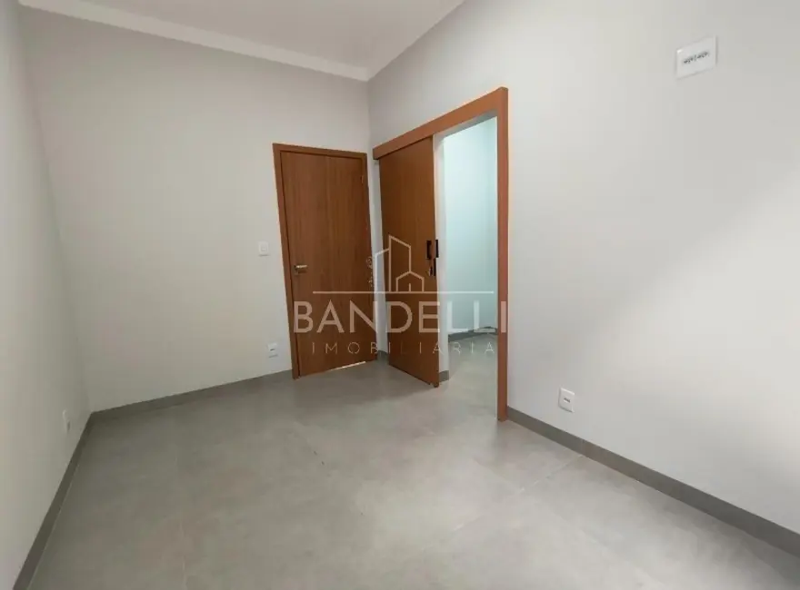 Foto 3 de Casa de Condomínio com 2 quartos à venda, 127m2 em Araraquara - SP
