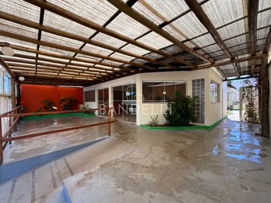 Sala Comercial à venda e para alugar, 179m2 em Jardim Quitandinha, Araraquara - SP - imagem 4 Foto 4 de Sala Comercial à venda e para alugar, 179m2 em Jardim Quitandinha, Araraquara - SP