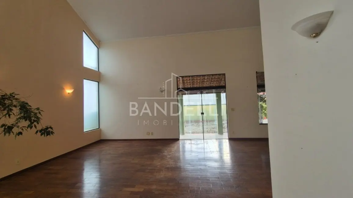 Casa com 4 quartos à venda, 571m2 em Vila José Bonifácio, Araraquara - SP - imagem 3 Foto 3 de Casa com 4 quartos à venda, 571m2 em Vila José Bonifácio, Araraquara - SP